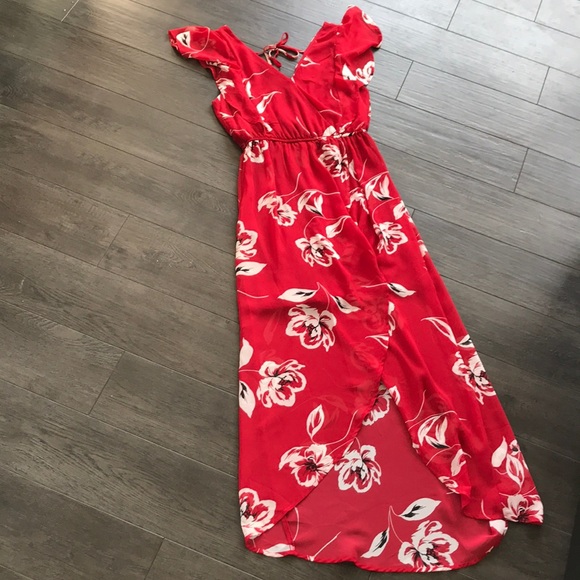 Maurices Dresses & Skirts - Gorgeous flowy dress